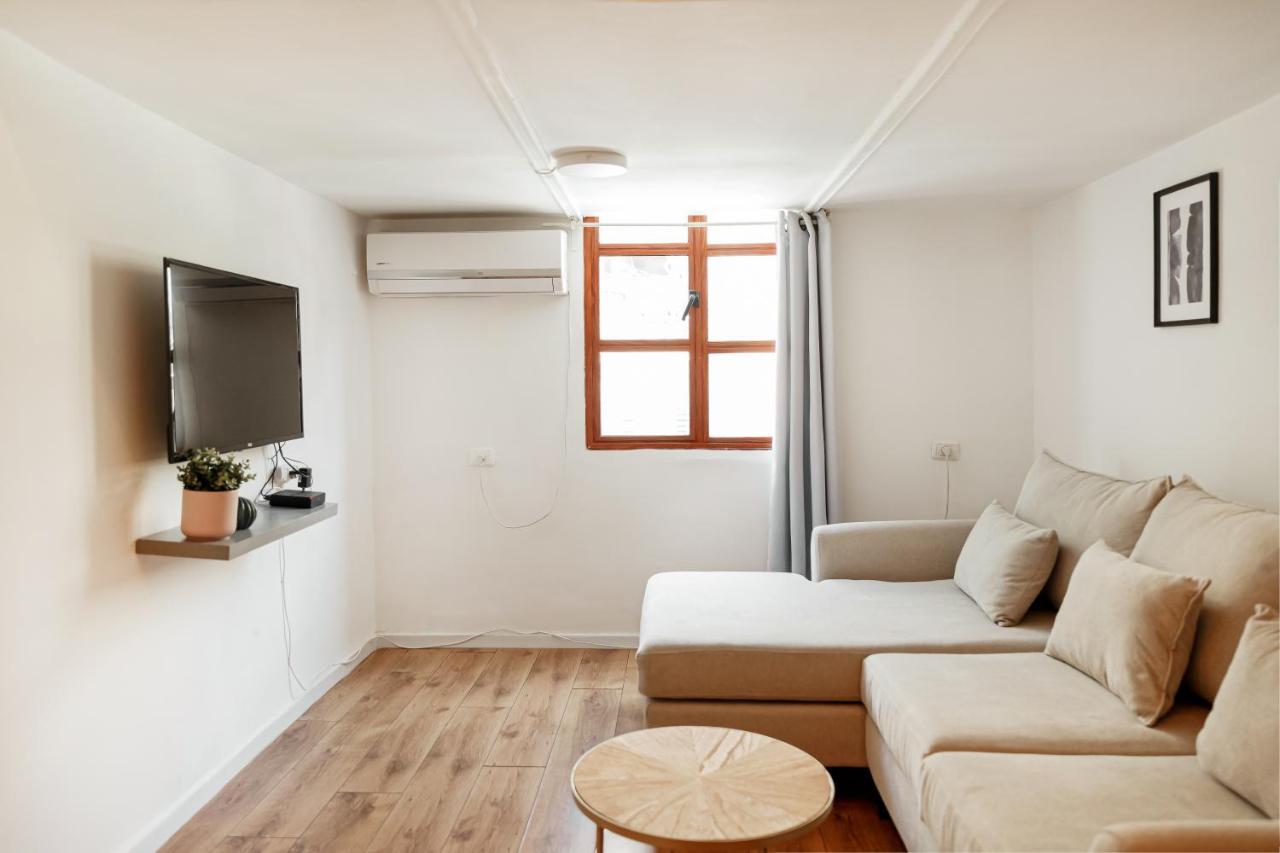 Theodor Apartments By Gamtiza Tel-Aviv Kültér fotó