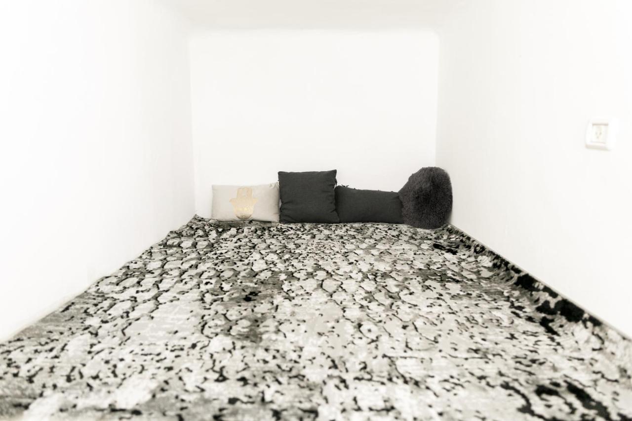 Theodor Apartments By Gamtiza Tel-Aviv Kültér fotó
